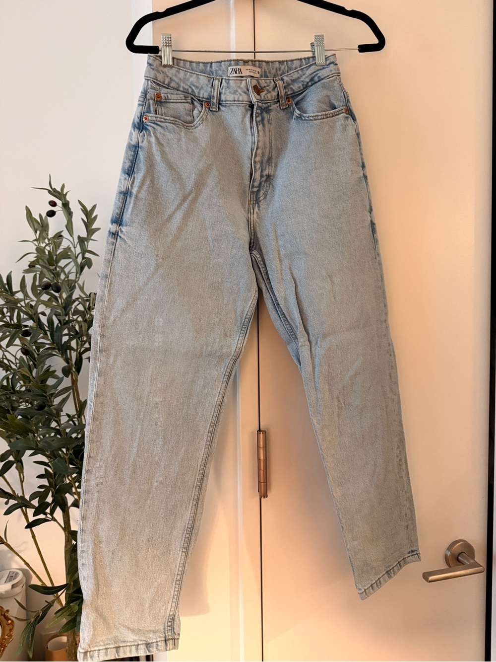 ZARA High-Rise Straight Jeans